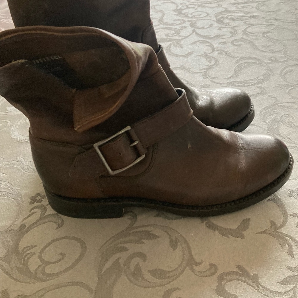 Frye boot